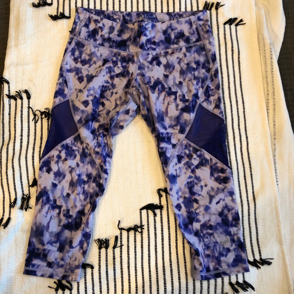 Old Navy Active Crop leggings